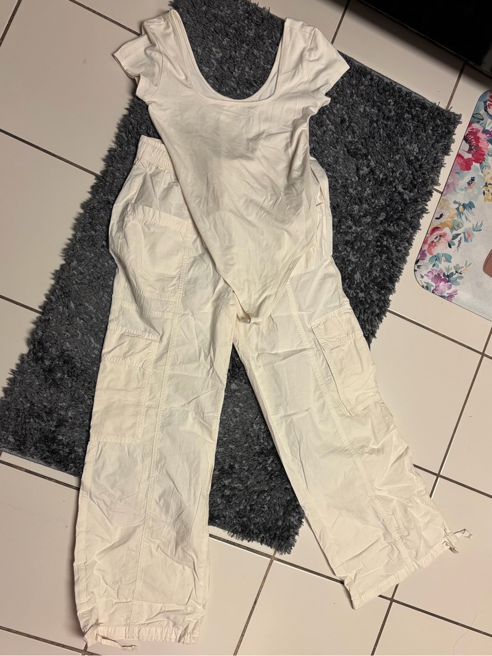 American Eagle Outfitters Cream Cargo pants & bodysuit set with Adjustable Cuffs
